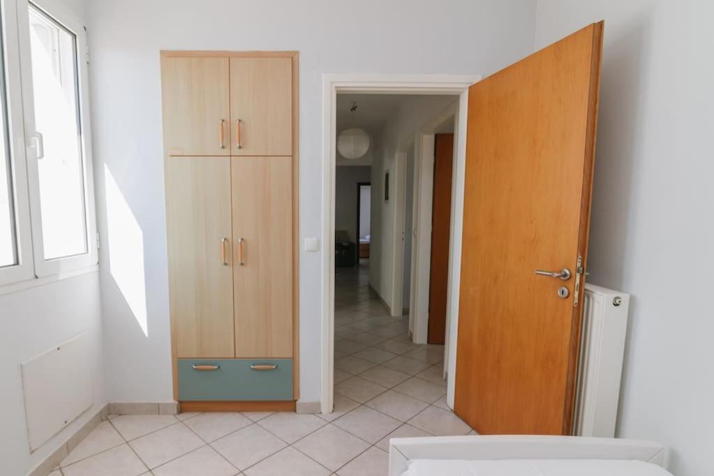 Sunny Apartment For Couples & Friends In Centre Heraklion  Exterior photo
