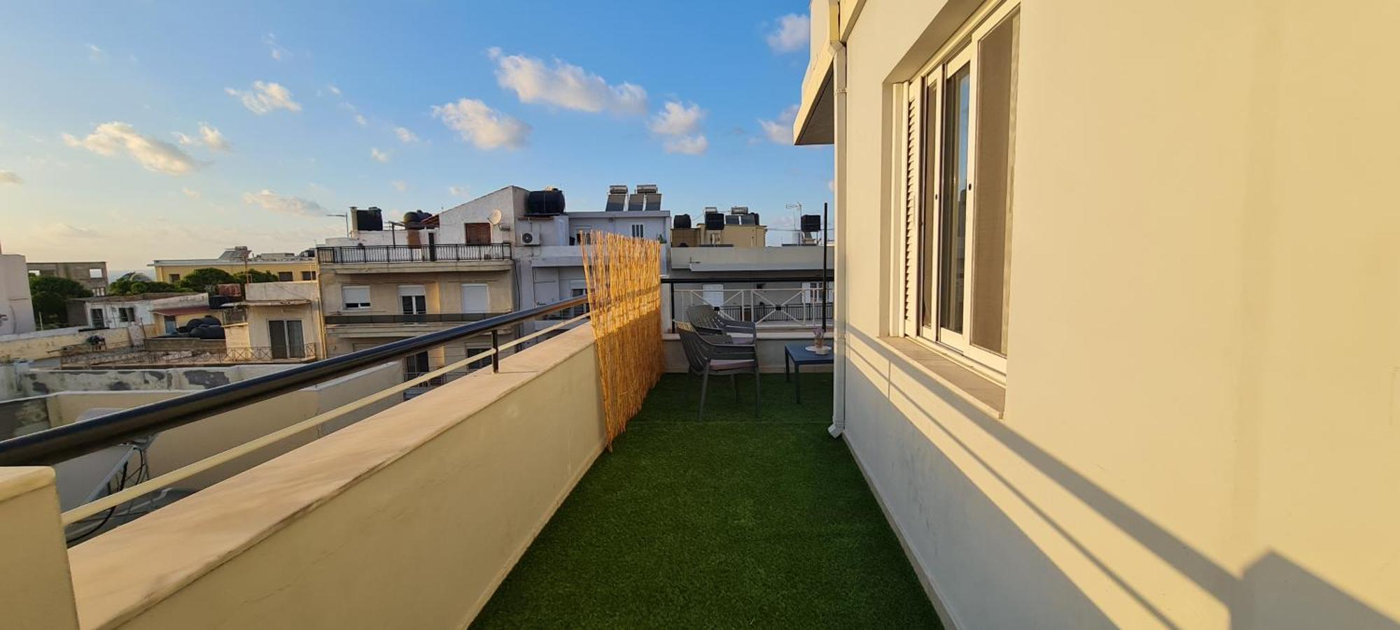 Sunny Apartment For Couples & Friends In Centre Heraklion  Exterior photo